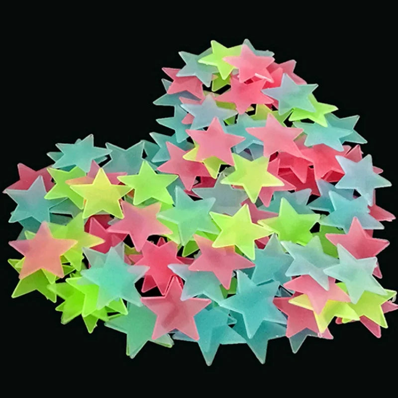 100 Adesivos de Parede Luminosos - Crie Um Céu Estrelado Mágico no Quarto do Seu Filho!